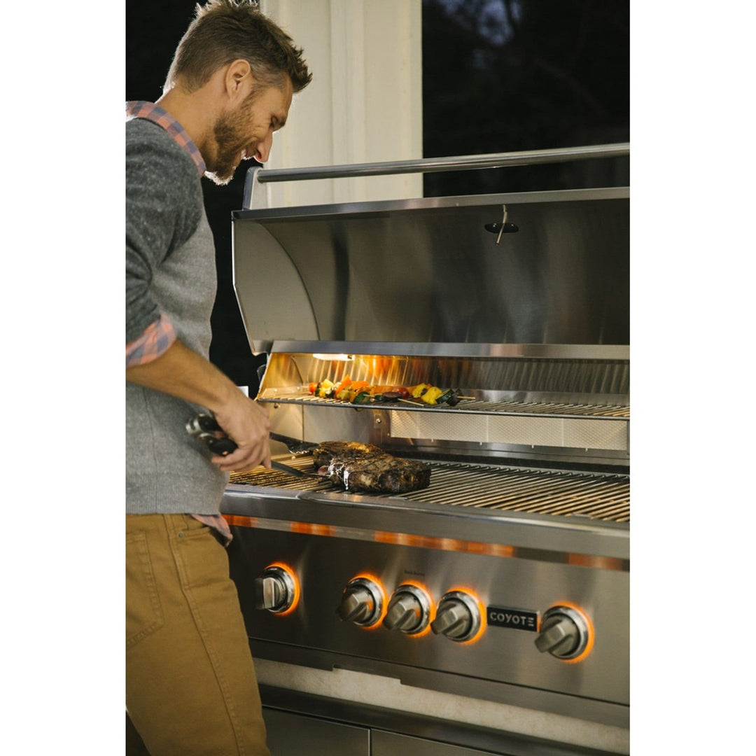 Coyote S-Series 36-inch Built-In Natural Gas Grill C2SL36NG Grills C2SL36NG Flame Authority