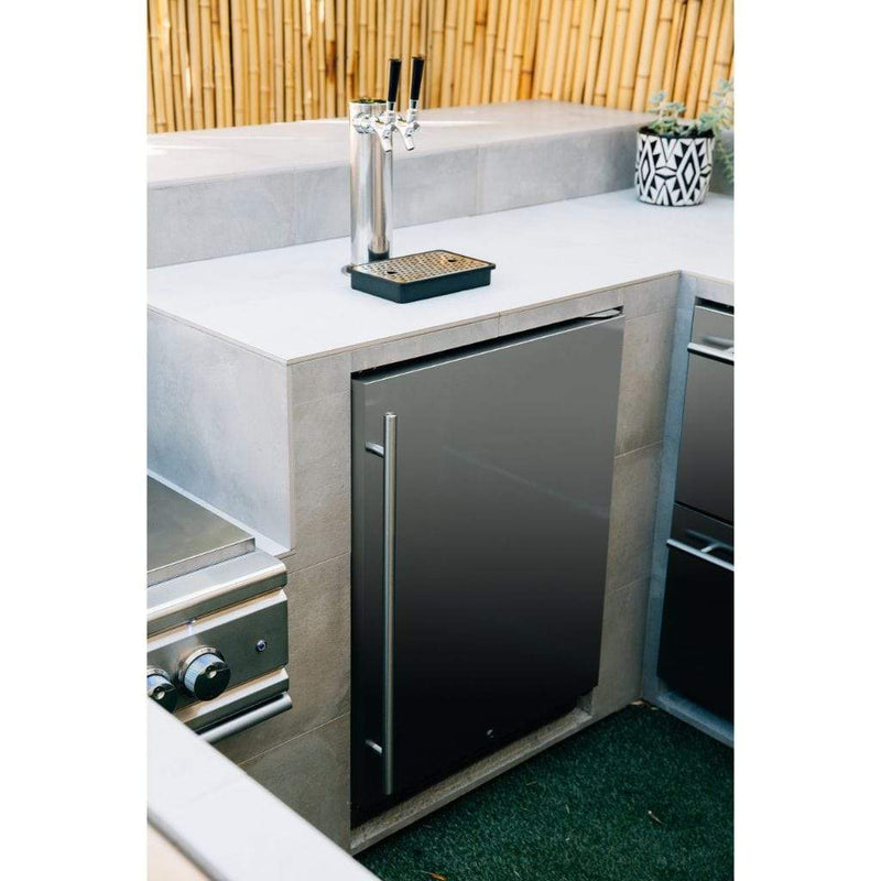 American Made Grills AMG 24" 6.6 Cu. Ft. Deluxe Outdoor Rated Double Tap Kegerator SSRFR-24DK2