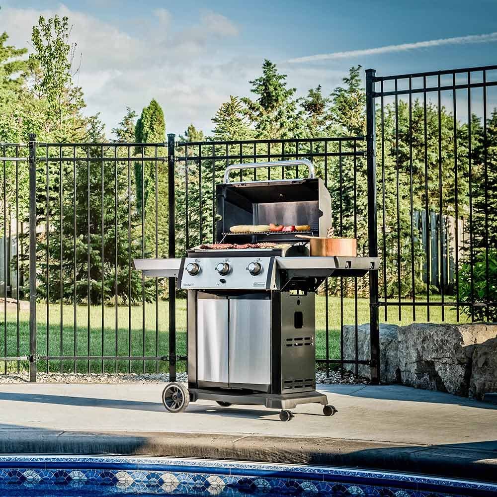 Broil King Signet 320 3 Burner Gas Grill FLAME AUTHORITY Flame Authority