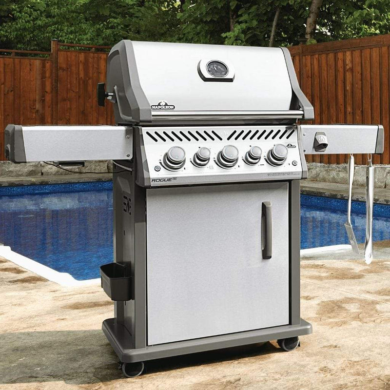 Napoleon Rogue SE 425 RSIB with Infrared Side and Rear Burners Gas Grill RSE425RSIB